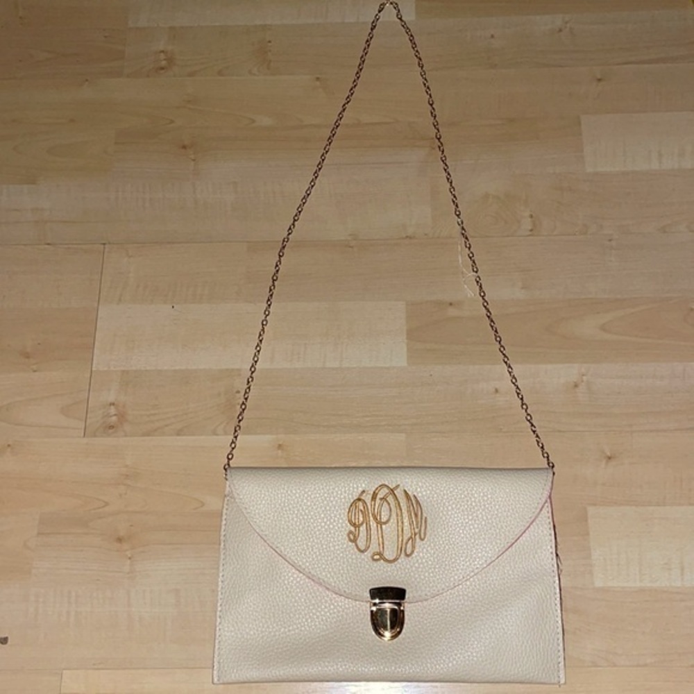 NWOT clutch crossbody bag purse chain strap monogrammed DDM embroidery in cream - Picture 9 of 10